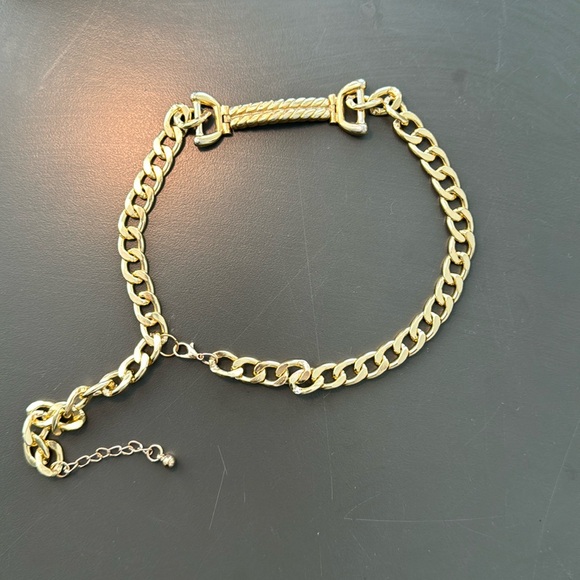 Authentic Gucci Shoe Hardware - Picture 4 of 8